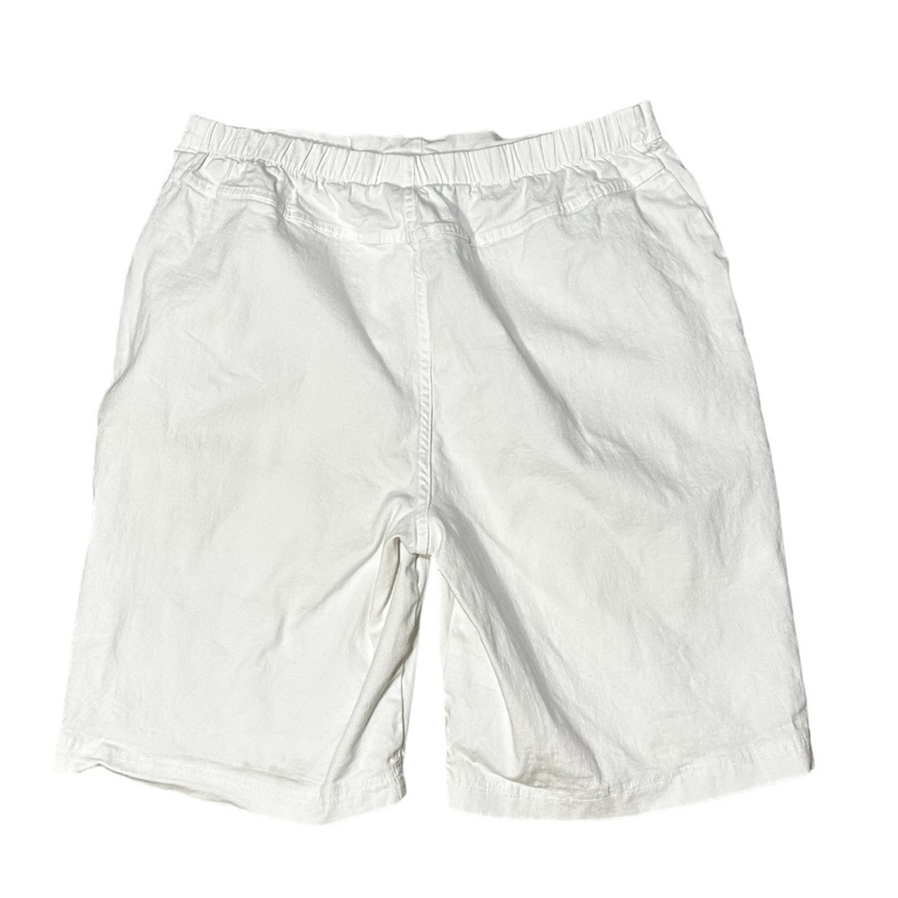 Denim + Company (d&co.) White Shorts Size XL - Picture 2 of 3